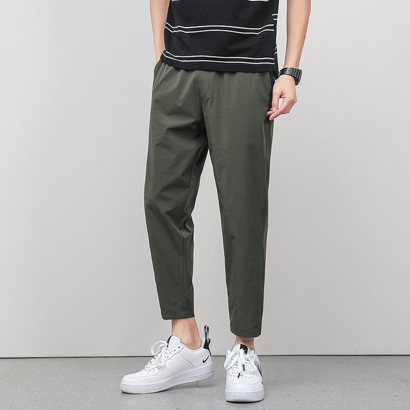 Herren Sommerhose 2023 aus Eisseide, schnelltrocknend, atmungsaktiv, lässig, Neun-Punkt-Hose