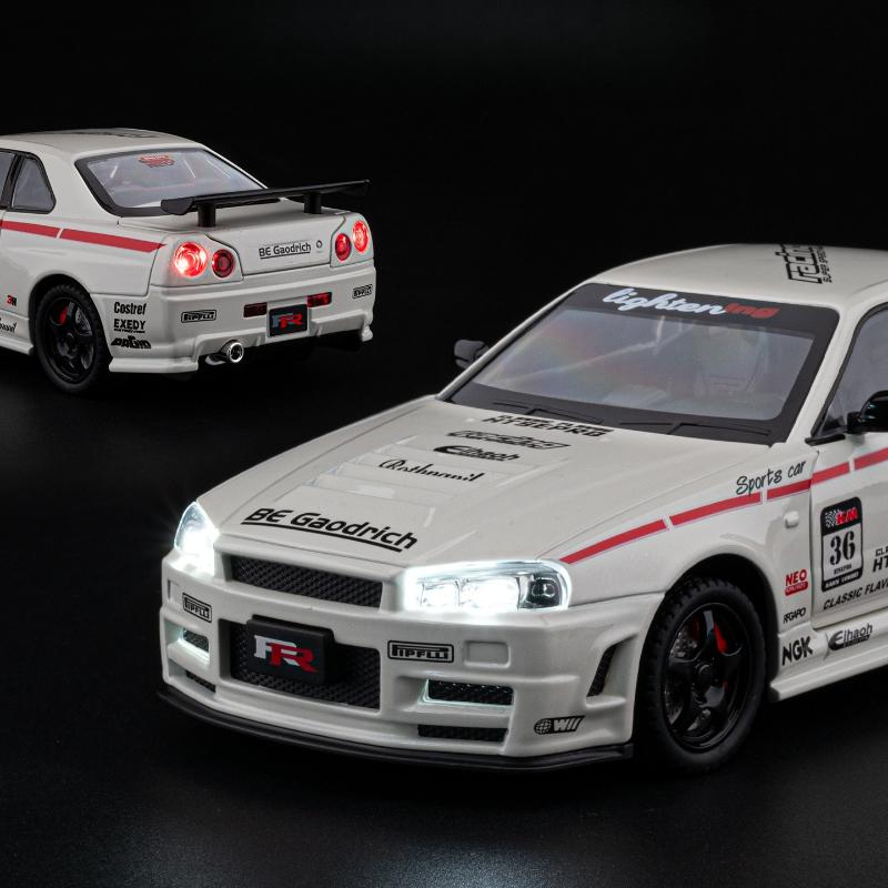 1:24 GTR R34 Alloy Sports Car Diecasts Metal Pull Back Sound And Light Car Model Kids Toy Gift