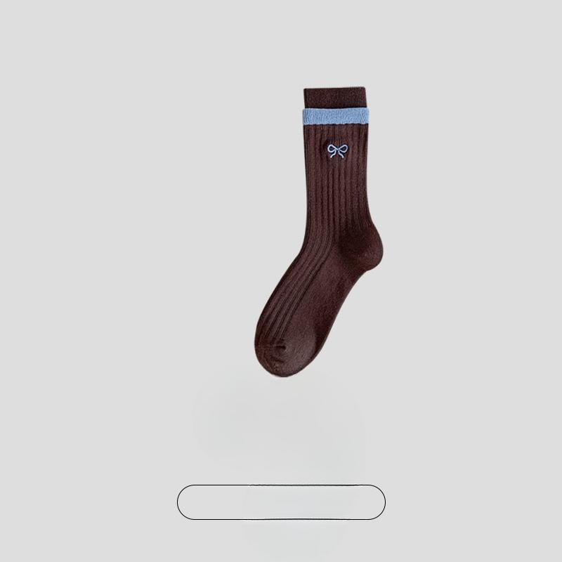 Female Spring and Autumn Fashion New Sports College Wind Cylinder Stack Socks