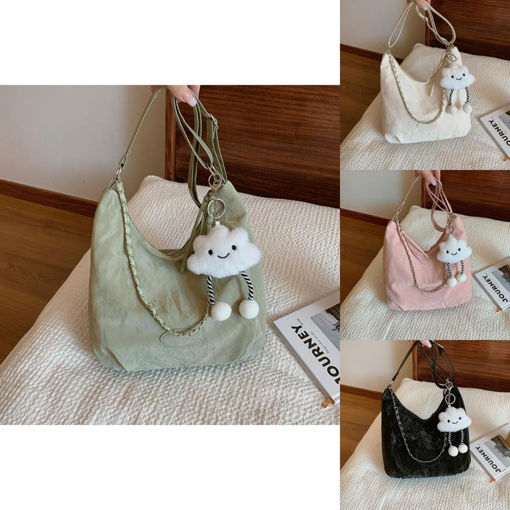 Contemporary 2024 Tote Bag With Chain Detail In Sophisticated Colors For Urban Fashion