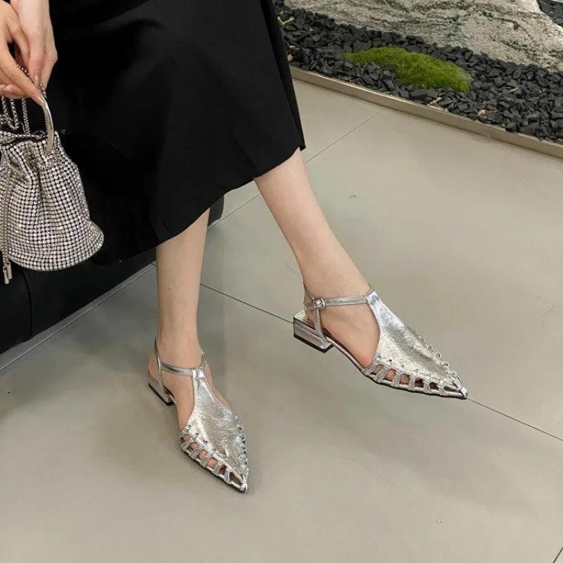 Women's Flat Sandals Pointed Toe Weaving Hollow Leaking Heel Shoes Women Daily Summer French DressTemperament Designer Sandals