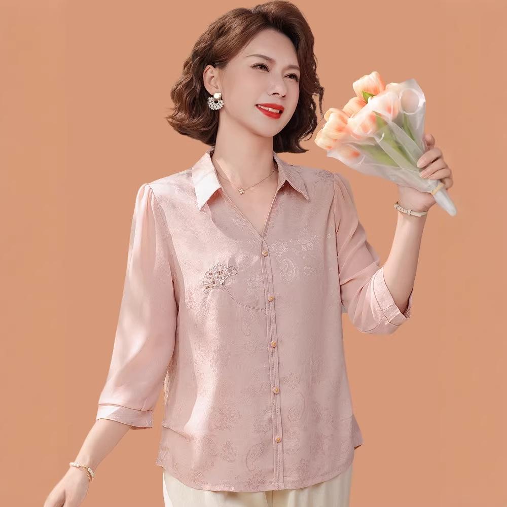 Mid-Aged & Elderly Women's Elegant Jacquard Lapel Shirt - Stylish Summer Seven-Sleeve Top for Mother's Wear