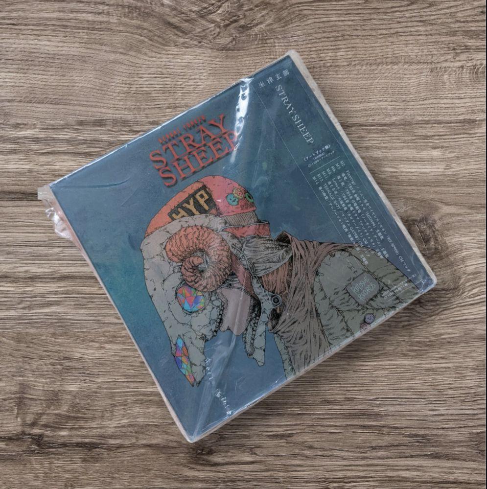 [USED] STRAY SHEEP (Art Book Edition) Kenshi Yonezu CD DVD