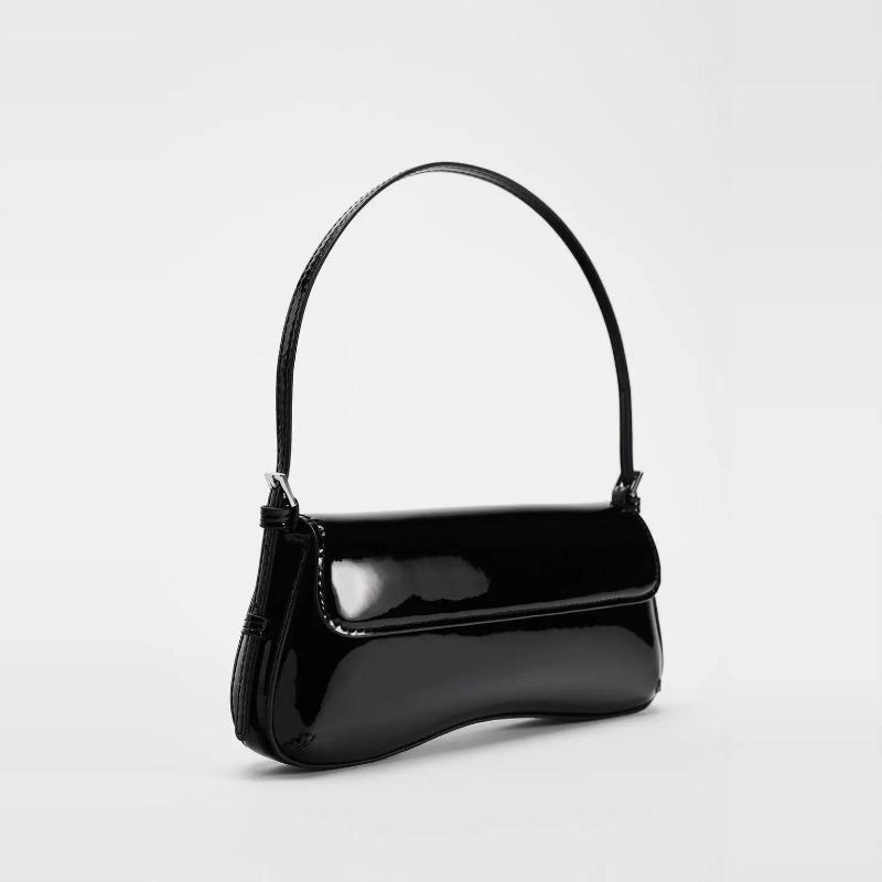 Red Baguette Armpit Bag  New Women's Bag Fashionable and Simple Commuter Flip Retro Shoulder Bag