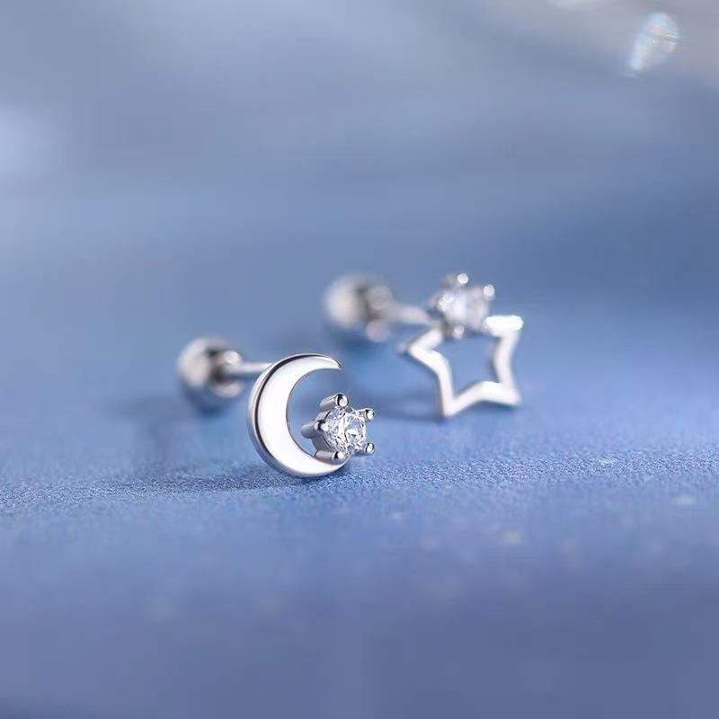 925 Sterling Silver Star and Moon Stud Earrings, 2024 Trend, High-End Light Luxury Women's Ear Accessories