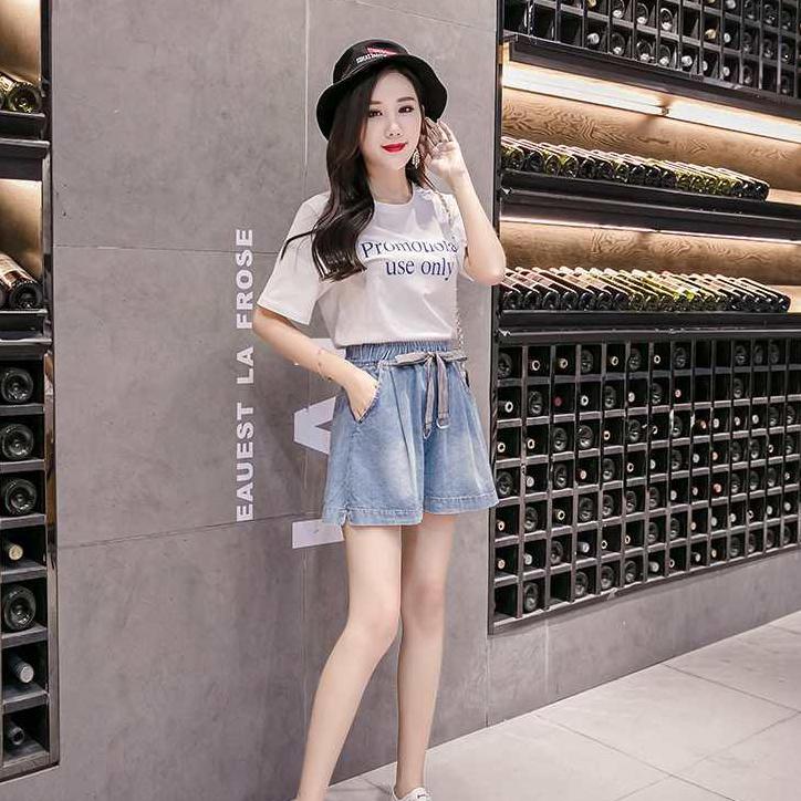 Women Summer Large Size Denim Shorts Versatile Vintage Loose Light Blue Wide Leg Casual A-line Streetwear Elastic Waist Shorts