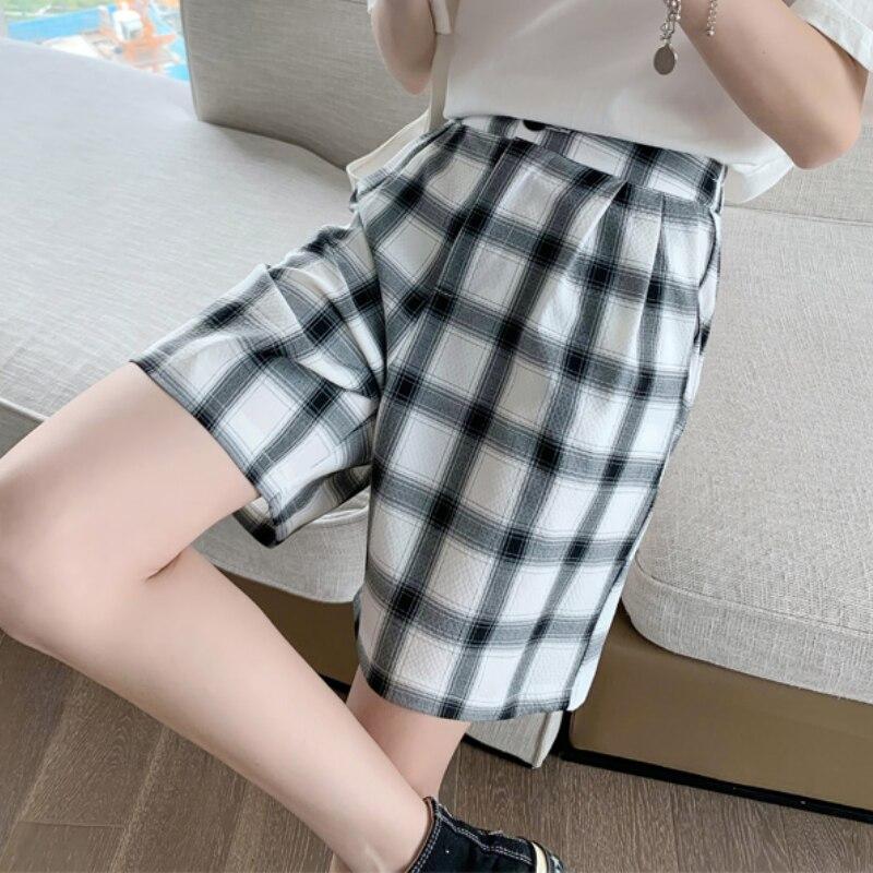 FGHJ New Spring Summer Plaid Wide Leg Shorts for Women 2021 Casual Chic High Waist Loose High Street Style Female Suits Shorts New
