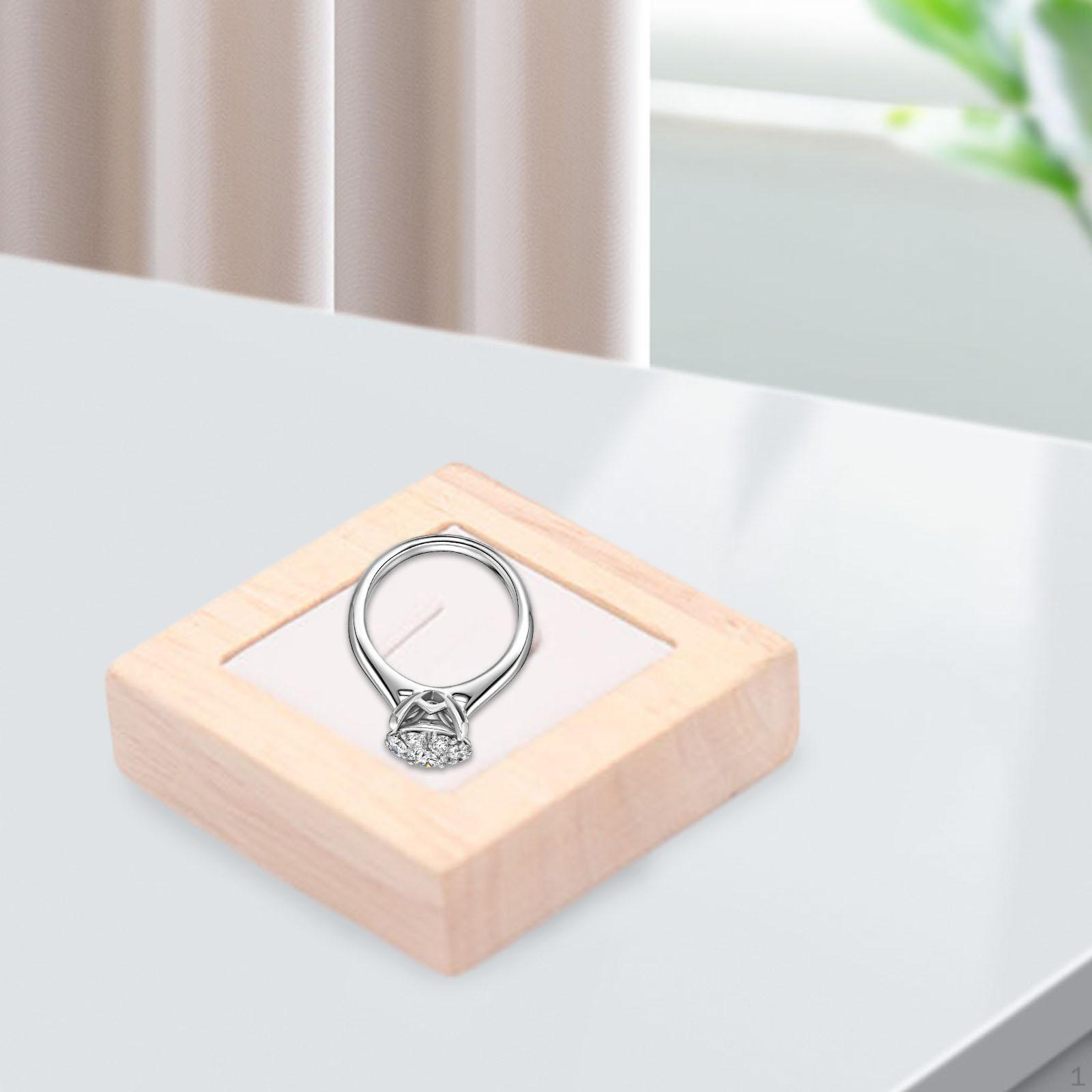

Elegant Wooden Ring Display Stand for Jewelry Organization at Home белый