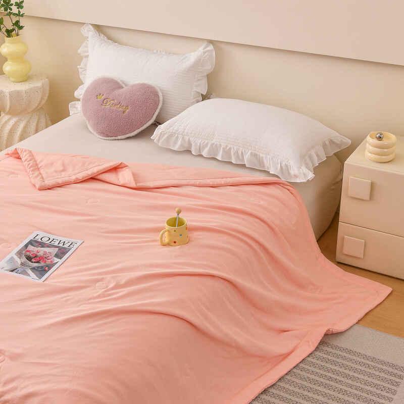 Wolkenweiche Hautfreundliche Sommerdecke