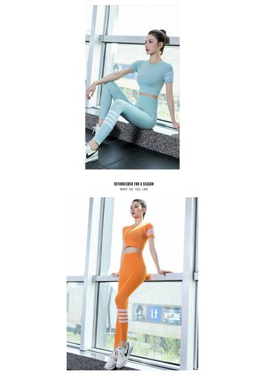 Women's Summer Sports Suit: Breathable Quick-dry Short Sleeve T-shirt for Running & Yoga.