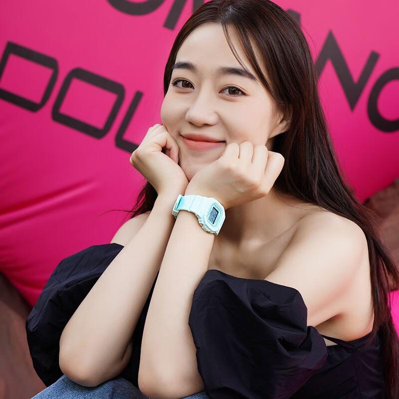 Casio BABY-G series classic small square ice cream color contrast LCD display quartz movement resin strap Japanese and Korean watch BGD-560CR-2PR