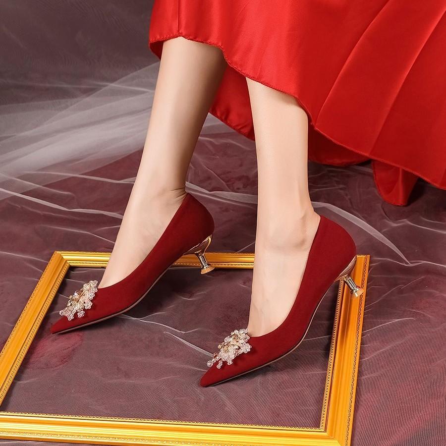 Red Wedding Shoes 2025 French Main Wedding Bridal Shoes Pointed Stiletto Suede Low Heel Single Shoes Women's 3