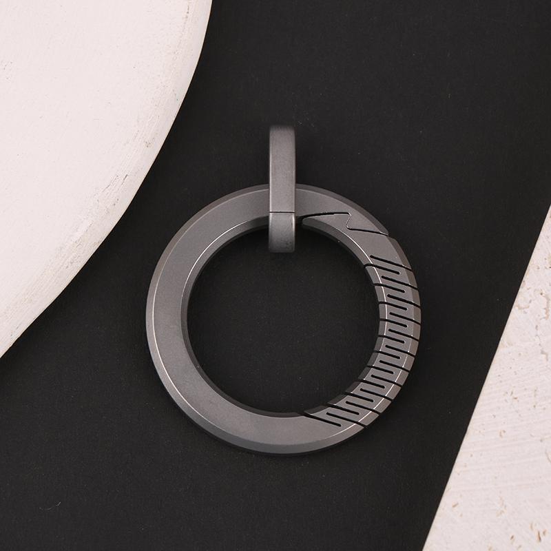 Titan Legierung Schlüsselbund Männer Schlüsselbund Multifunktions Schnalle Persönlichkeit