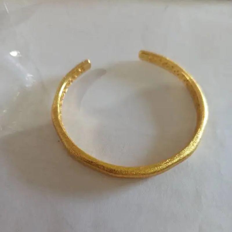 Star Sparkling Brushed Bracelet for women New in Ancient Gold Craftsm Sparkling Exquisite Opening bangles Banquet  Gift золотой