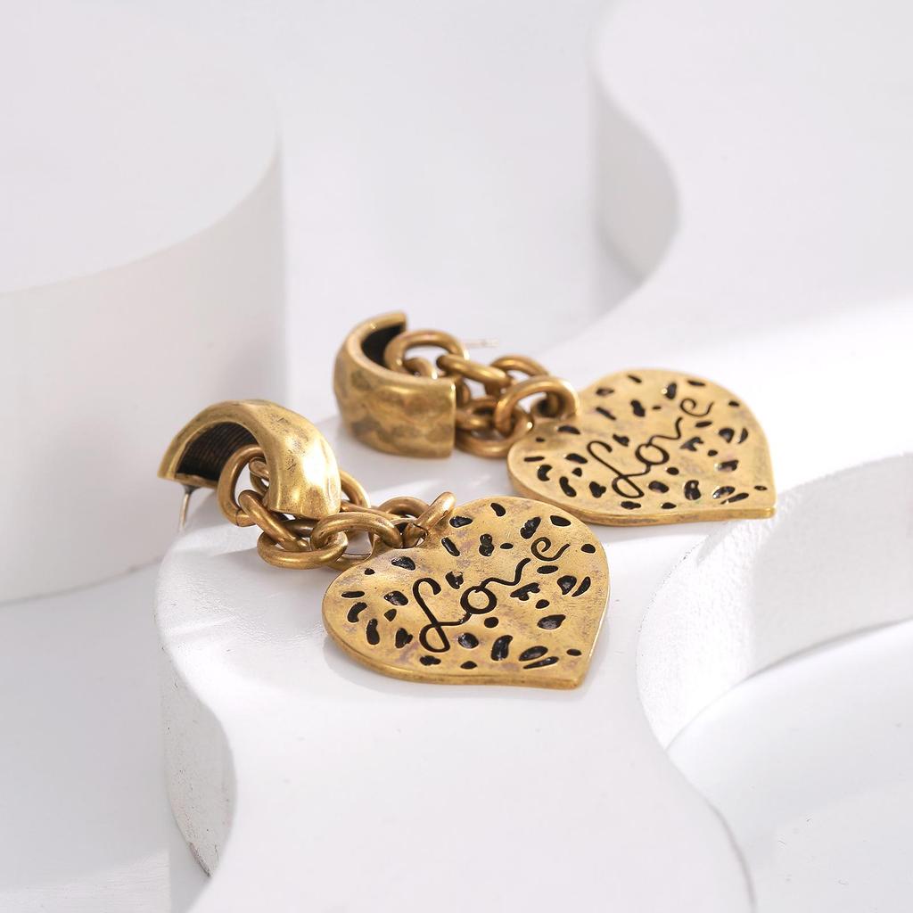 High-End Fashion Geometric Earrings Collection: Electroplated Simple All-Match Commuter Earrings