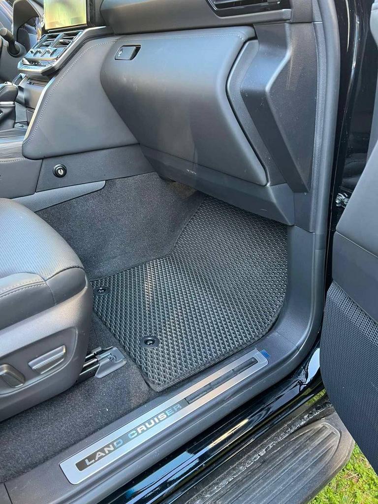 Covorașe EVA (negru) pentru Toyota Land Cruiser 300