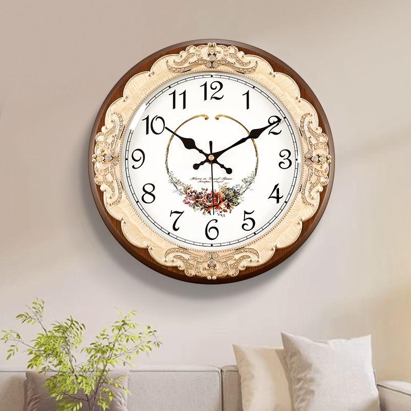 Retro Solid Wood Wall Clock, Living Room Home Fashion Wall-mounted Timepiece, Round High-end Silent Wall-mounted Watch