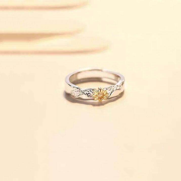 Sun and Moon Tonghui Couple Ring Ring A pair of new niche design sense birthday gift girlfriend male adjustable