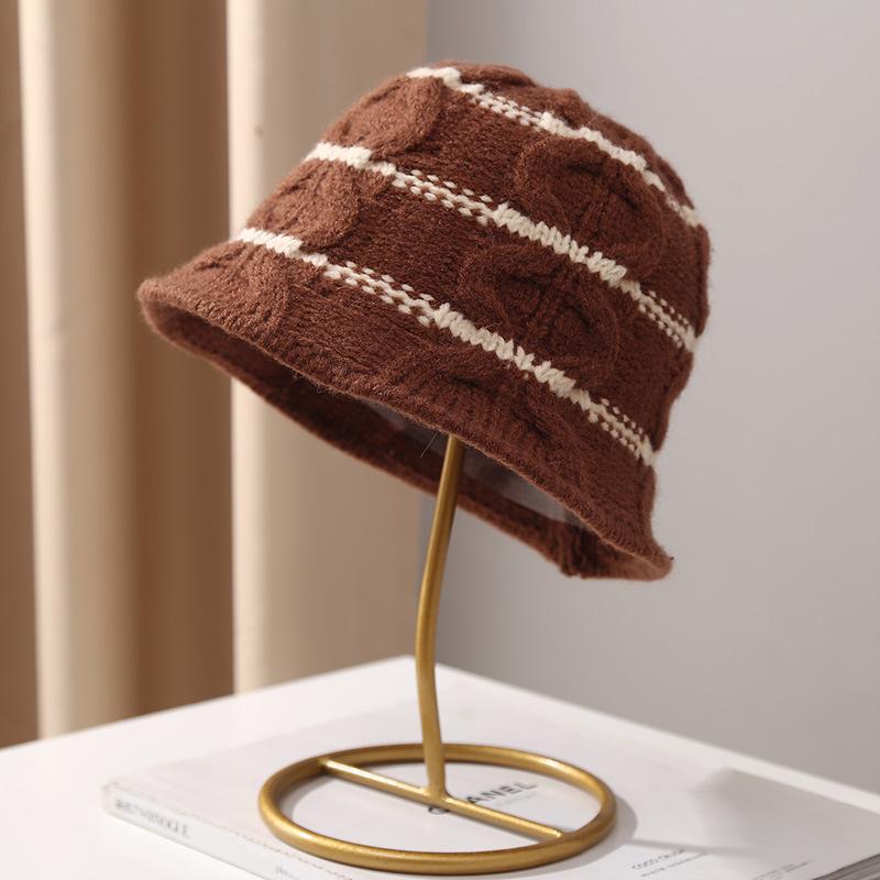 

Fashion wool twist three carry jacquard knitted bucket hat female warm face small fresh bucket hat M（56-58cm） темно-коричневого