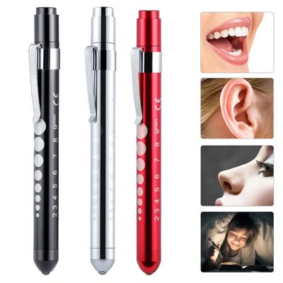 Lanterna LED portátil de primeiros socorros médicos com caneta e medidor de pupila