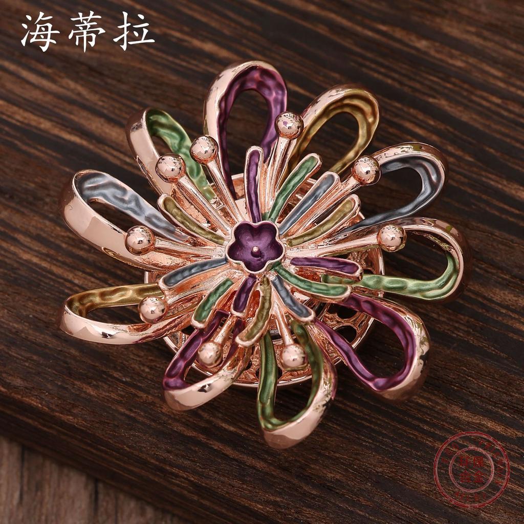New Color Painting Oil Other Side Flower Magnetic Brooch, Geometric Hollow Women's Banquet Advanced Brooch