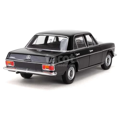 Willy 1/24 Scale Mercedes-Benz 220D (W115) 1968 (Black)