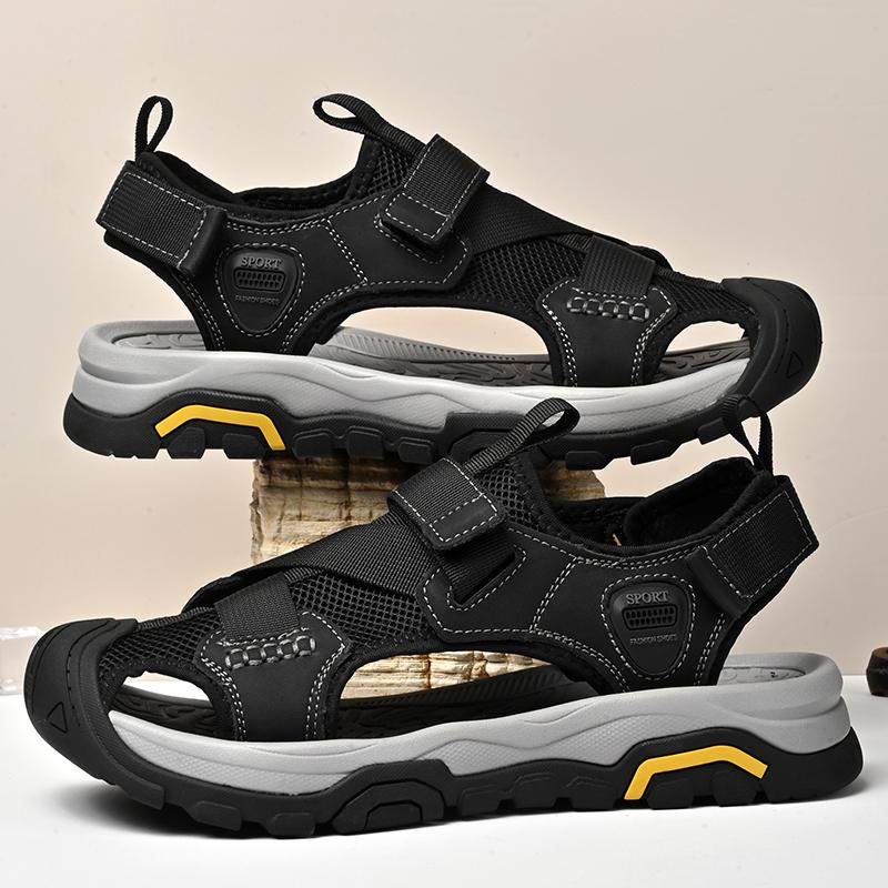 Fashion Anti-collision Toe Men Sandals Stylish Trend Man Summer Shoes Summer Mesh Flats Outdoor Male  Beach Shoes New Wading Aqua Shoes