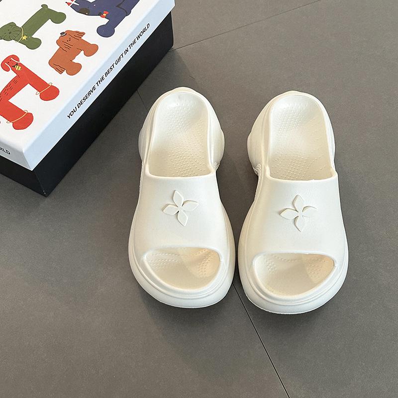 [BRSO] Casual Thick-soled Heightening Sandals Women's New Summer Wear Cross Flower Beach Cool Slippers Tide