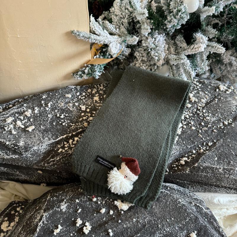 Red Christmas New Scarf For Children Student Winter Cute Cartoon Warm Thickened Knitted Scarves Girls Boys Scarf New Gift