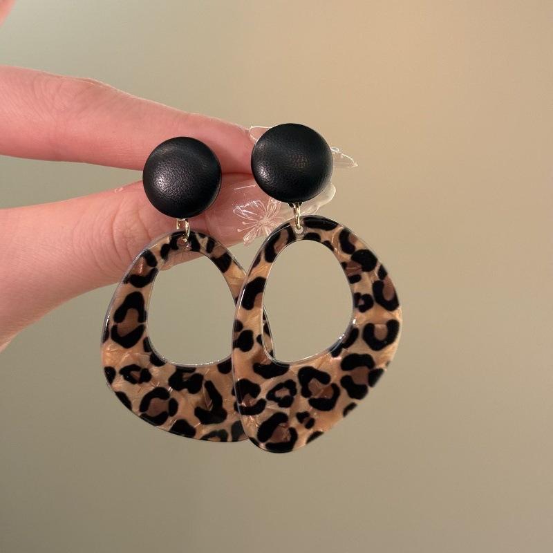 Retro Exaggerated Irregular Geometry Leopard Print Acrylic Pendant Earrings for Women Charm Personality Dangle Earrings Jewelry