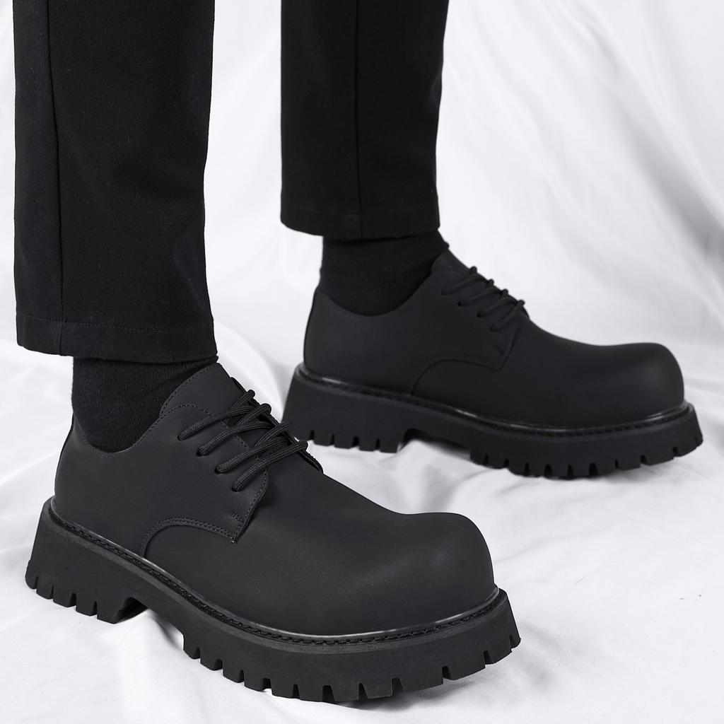 Skórzane buty z okrągłym noskiem męskie letnie casualowe podwyższające retro buty derby z dużym noskiem żółte platformowe buty Martin męskie niskie