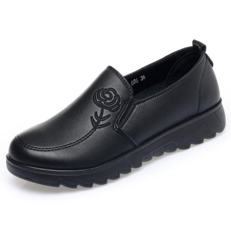 Mother's Shoes Soft Leather Bottom Embroidered Leather Shoes Middle-aged and Elderly Deep Mouth Single Comfortable Women's Shoes