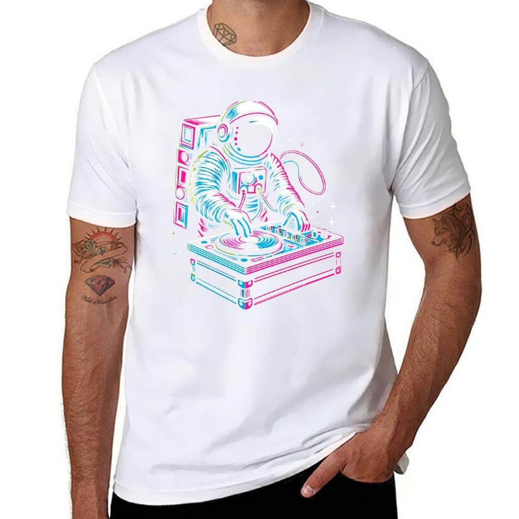Retro Astronaut DJ Funny Astronaut TShirt Big and Tall Loose Fit TShirt