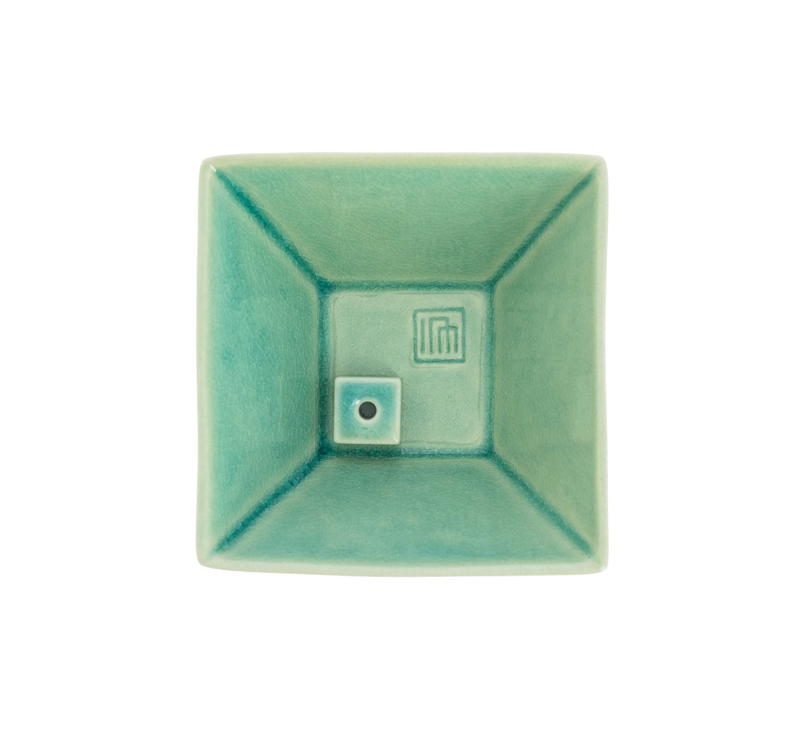 

Nippon Kodo Rim Incense Ceramic Celadon Color 105mm x 108mm x 58mm