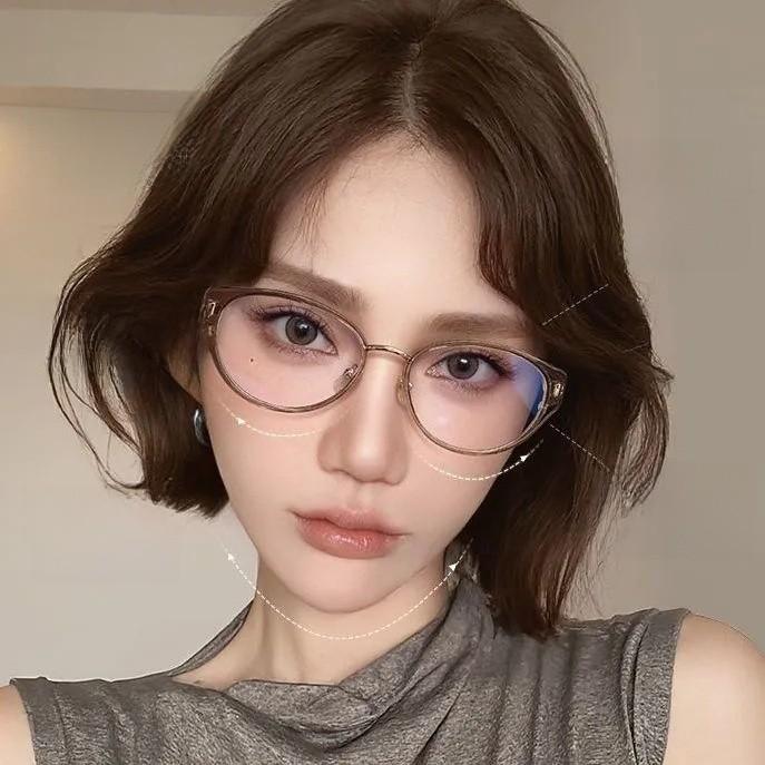 Modern Cat Eye Glasses For Women With Blue Light Blocking Pc Lenses For Fashionable Adults