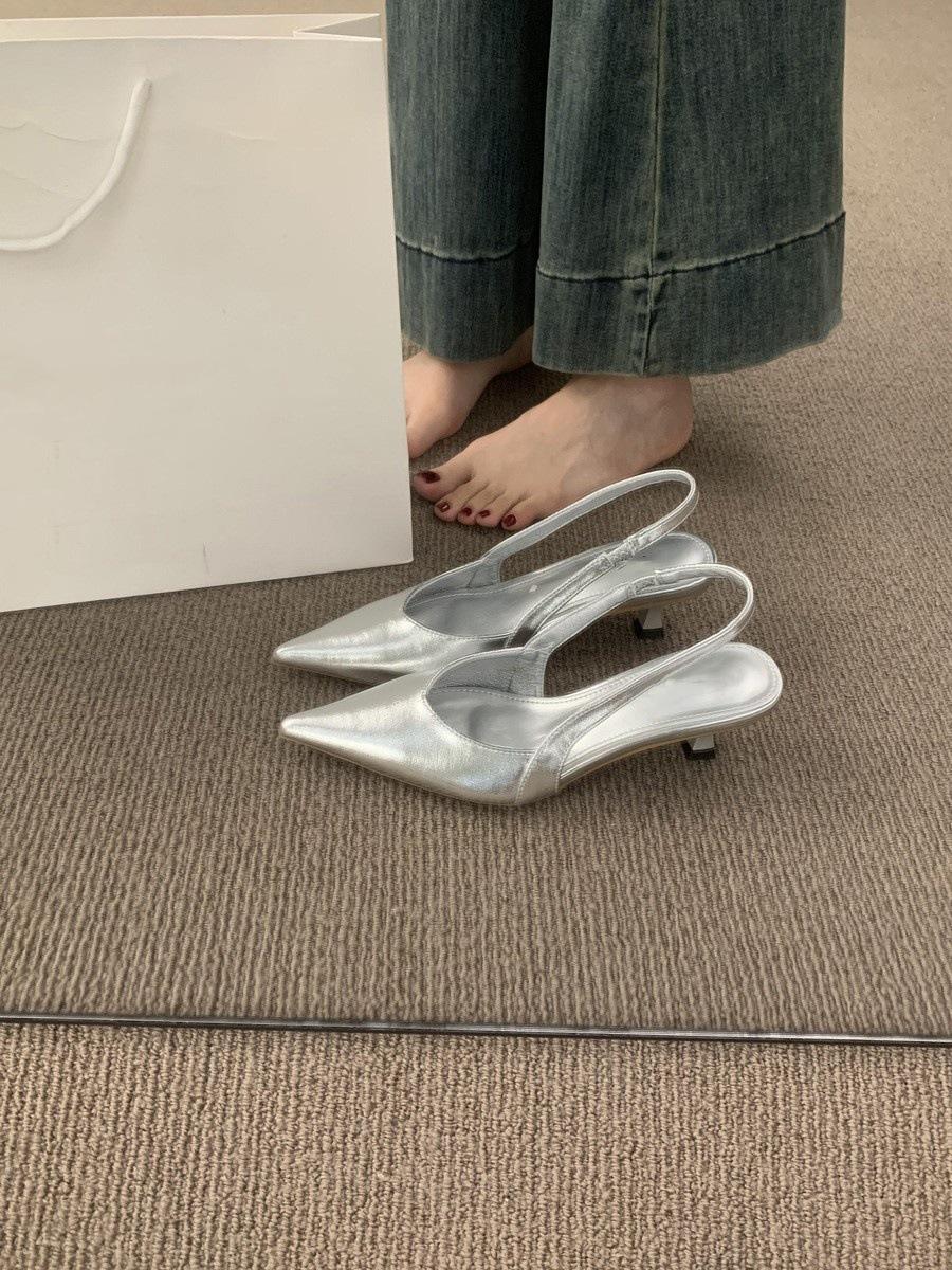 

Kitten and bag head sandals women s new beautiful silver pointed high heels 40 серебряный