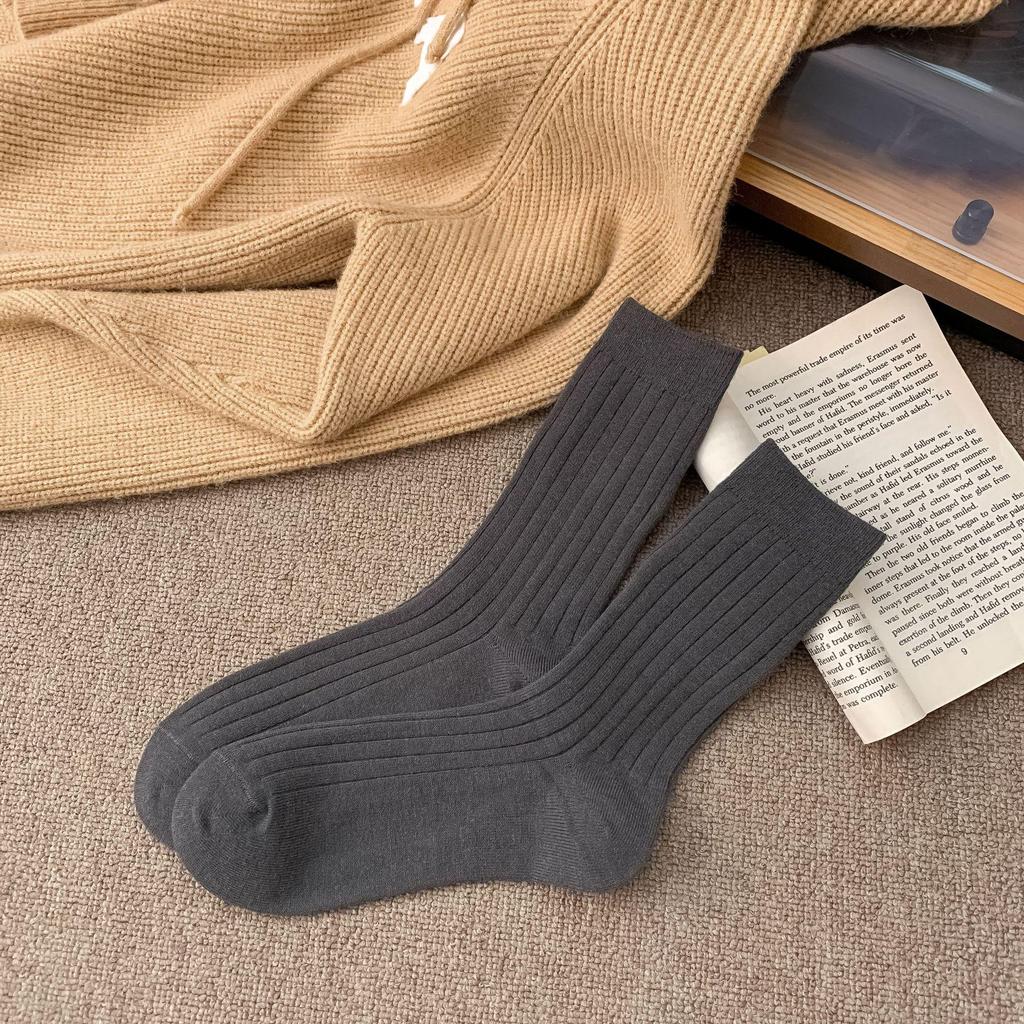 Korean Style Plus Velvet Thick Warm Socks for Women and Men – Autumn/Winter Collection, Solid Color, Long, Versatile Wool Pile Socks