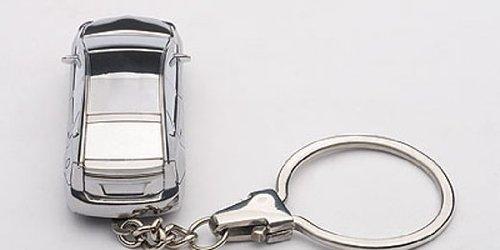 AUTOart 1/87 Scale Toyota Prius Keychain (Aluminum) Finished Product