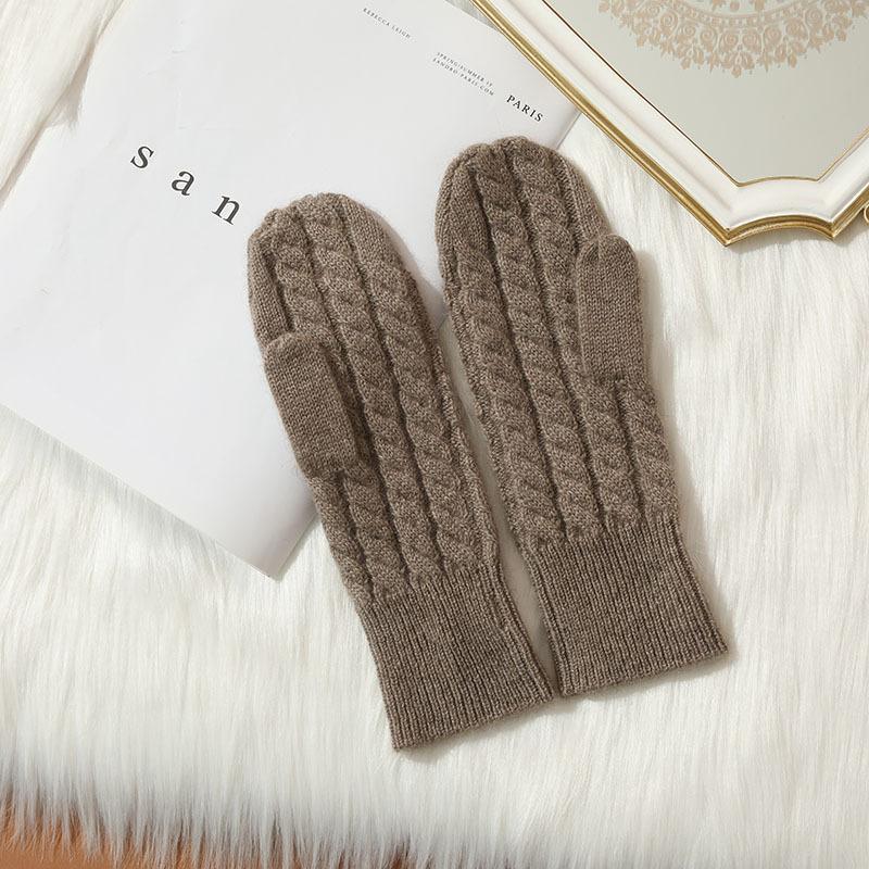

Pure Cashmere Autumn and Winter New Women s Heavy Thick Cable Full Finger Warm Cycling Knitted Gloves One Size