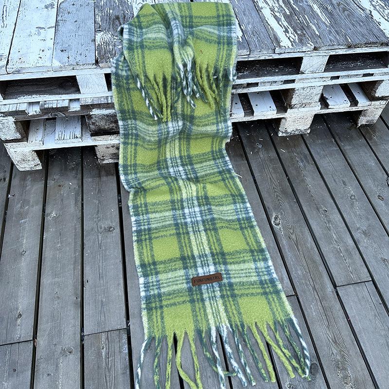 Autumn and winter new Maillard plaid scarf women's extended versatile high-end warm thickened scarf