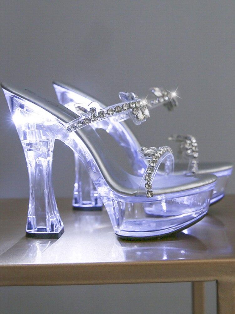 

Женские босоножки на каблуке 14 см со светящимися стразами для ночного клуба, блестящие подиумы с кристаллами для танцев на пилоне, серия 10365, каблук 4 см LFD 38 серебряный