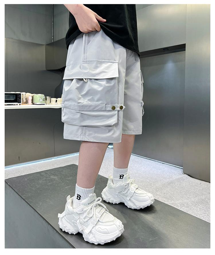 Boys' shorts, summer thin, 2026 new style, mid size children's stylish casual pants, children's summer workwear, five part pants trend