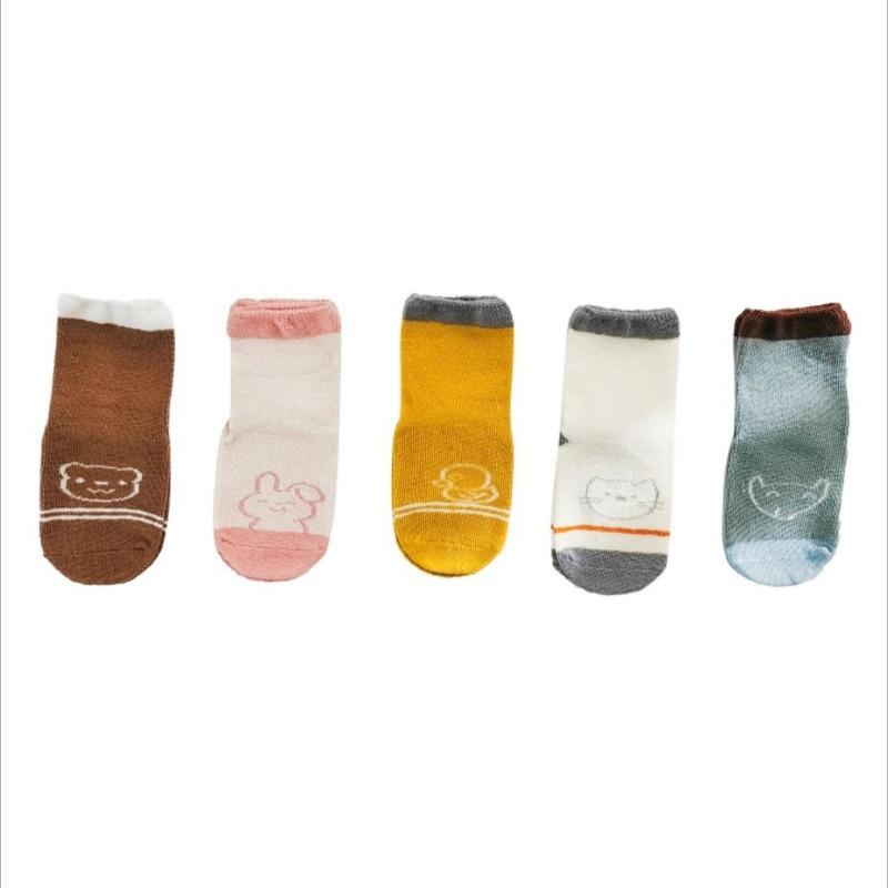 Baby-Cartoon-Socken in der Mitte der Wade, gekämmte Baumwollsocken, Babystrümpfe, lange Socken