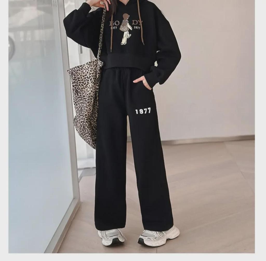 Girls' Spring/Autumn Letter Casual Hooded Sweatshirt & Trousers Set - Internet Celebrity Style Two-Piece Suit