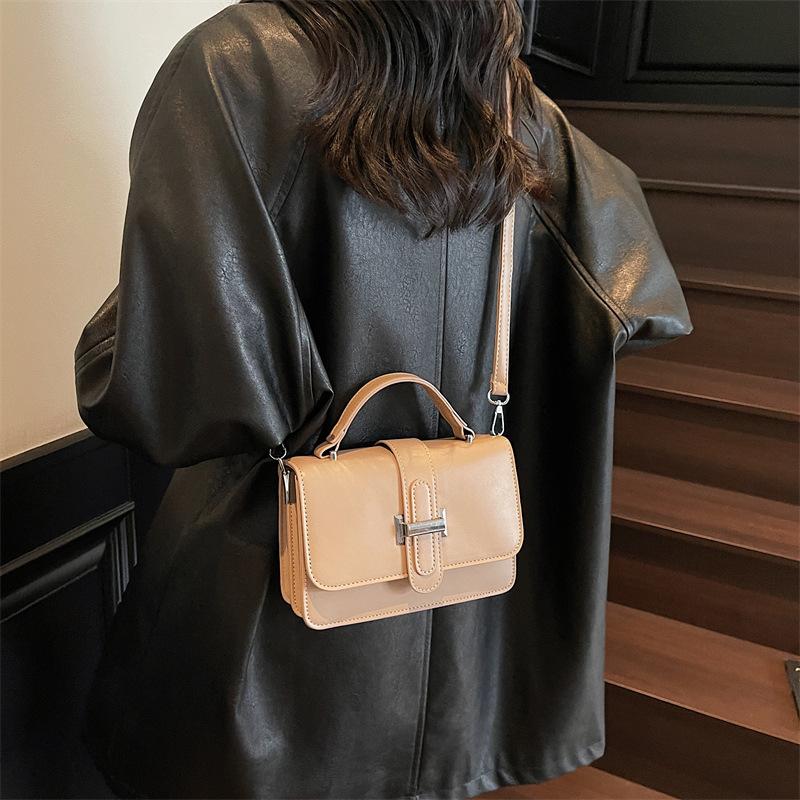 New fashion trend small square bag simple personality shoulder bag fashion messenger bag bag