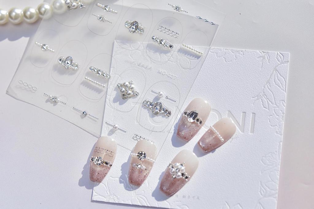 Tomoni Lux French Lace Nail Art Rhinestones - Round Mosaic Ornaments