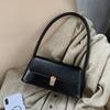 Retro Shoulder Bag Women Small Hobo Handbag Underarm Shoulder Purse for Mobile Phone Lipstick