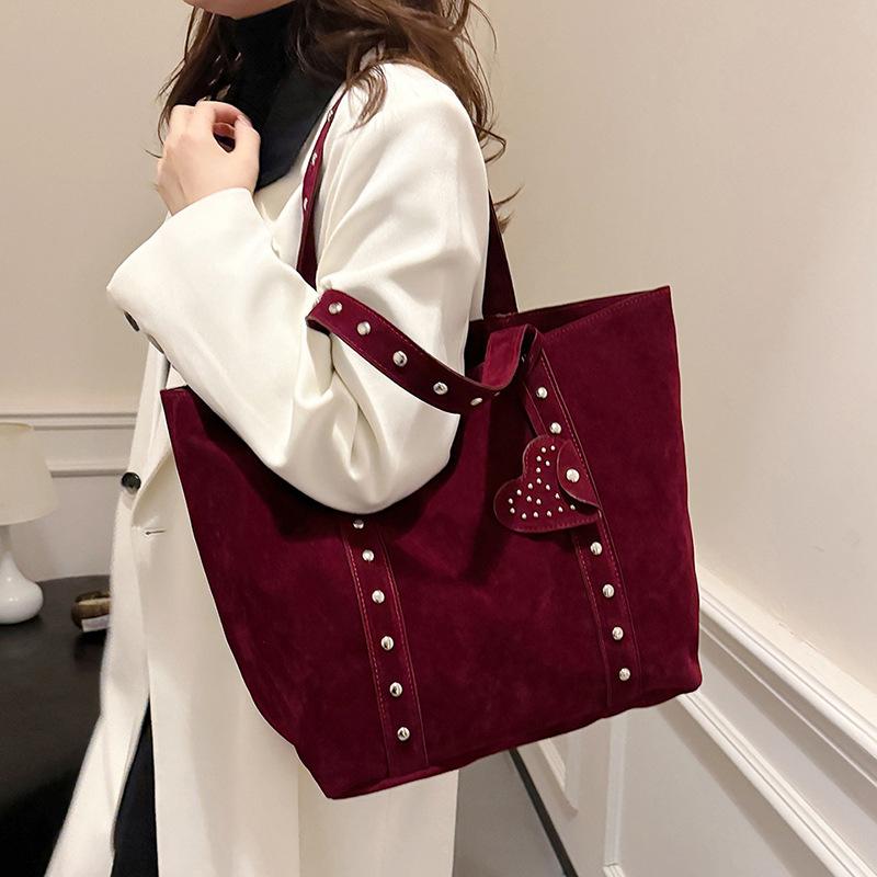 Frosted Vintage Women's Bag Large Capacity Shoulder Bag Solid Color Simple Casual Commuter Bags Autumn Retro 2026 Hot Selling