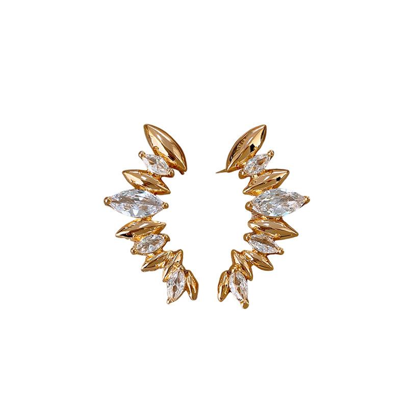 Hot Selling Irregular Earrings, Light Luxury, Cool Style, Personalized Earrings, Versatile, High-end, Fashionable Earrings