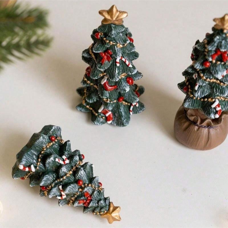 1PC Christmas resin mini Christmas tree decorations, desktop holiday decorations, used for holiday party supplies